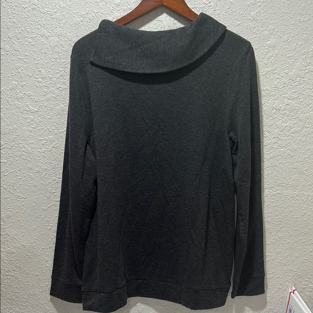 Chico's Black Long Sleeve Top with Studded Collar size 2 GUC - Picture 8 of 10